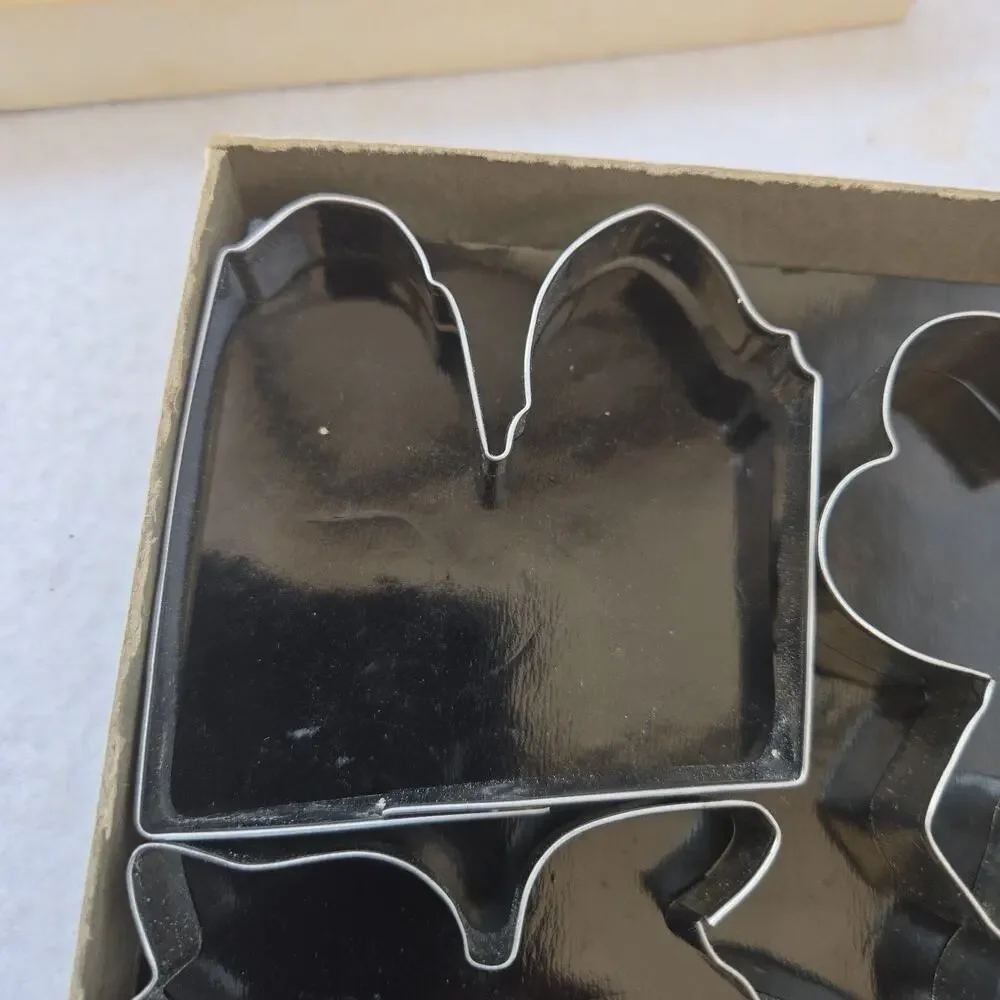 Cutters product set